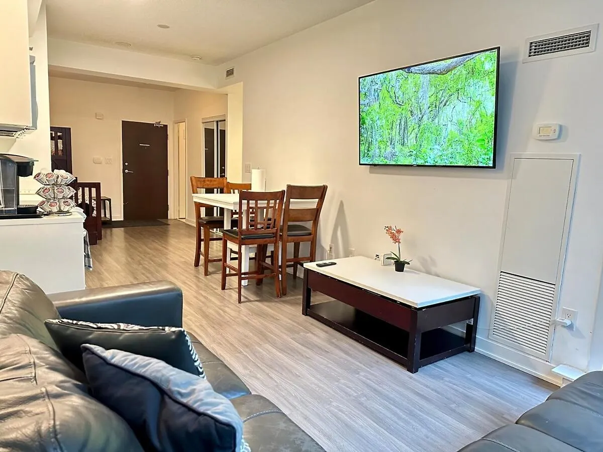 Kingbed & Bunkbed & Terrace Apartment Toronto